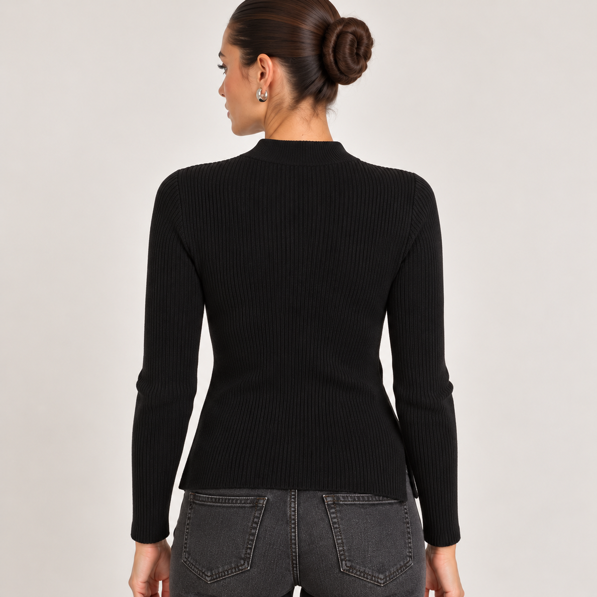 Maglia a coste bottoni e spacco slim fit Nero