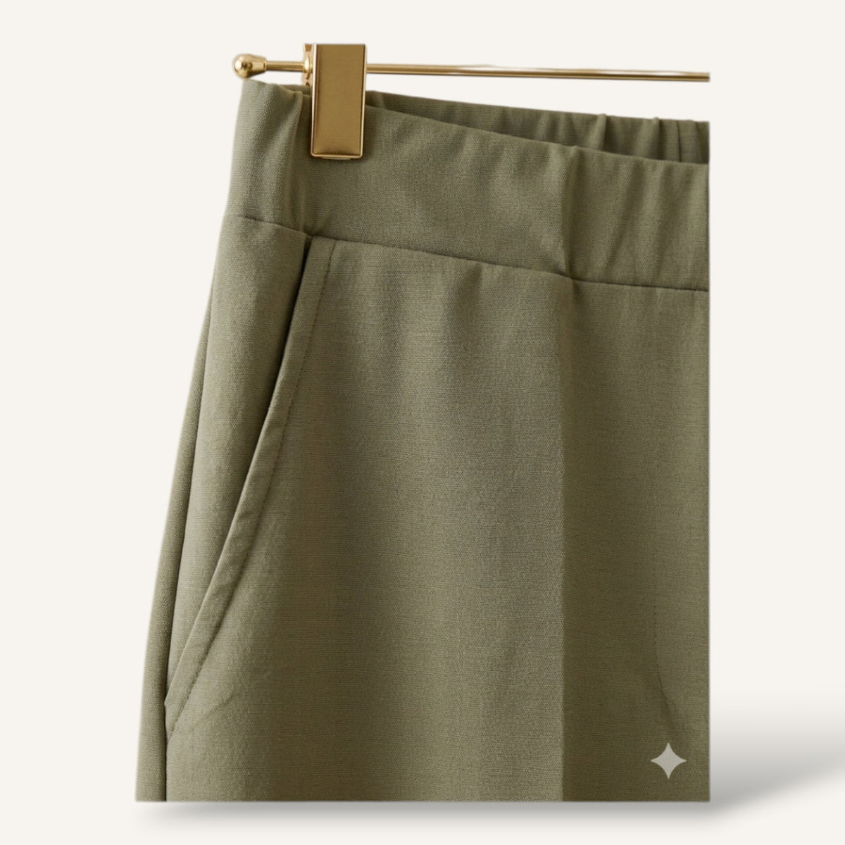 Pantalone palazzo Teresa C. Casual Chic Lab verde oliva in misto cotone con vita alta elasticizzata e tasche laterali